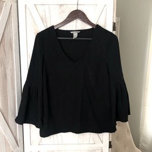 Black Flair Arm Top
